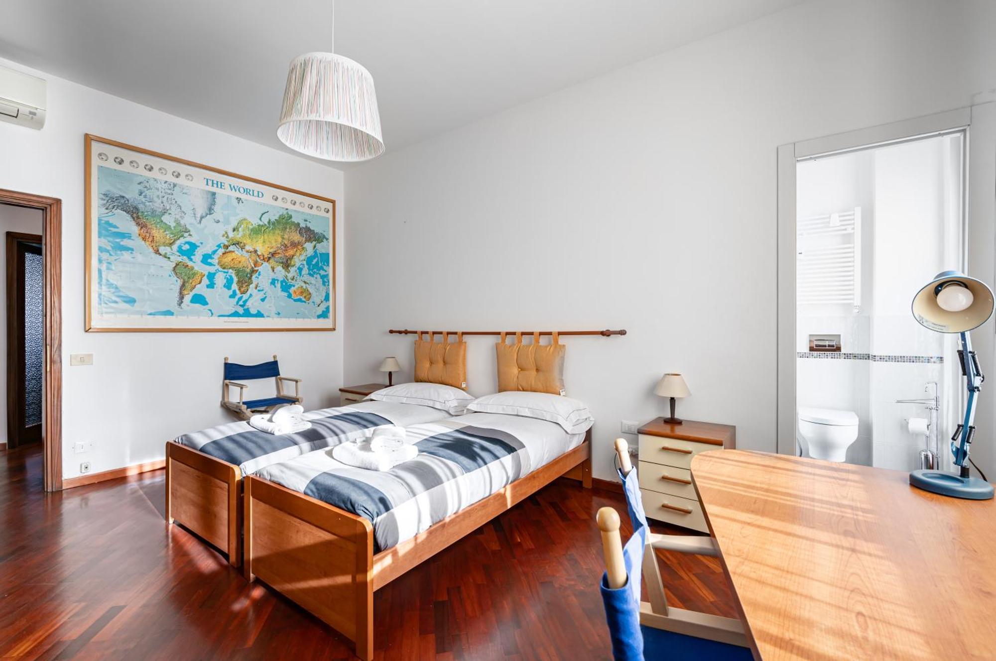 Visarno & University Roomy Flat X6 With Parking Florencia Exterior foto